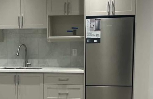 Highland Creek House | Convenient Suite