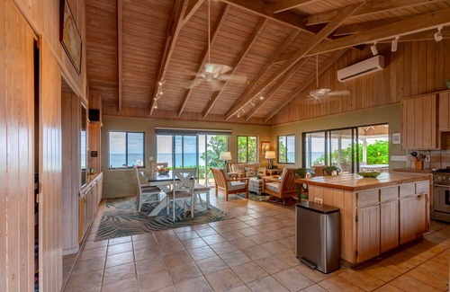 Hope Town House | Cookie On The Rocks - Private Beachfront Retreat at Elbow Cay's North End