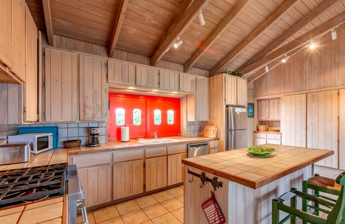 Hope Town House | Cookie On The Rocks - Private Beachfront Retreat at Elbow Cay's North End