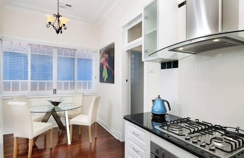 Cooks Hill House | Cooks Hill Chalets - Grande Chalet