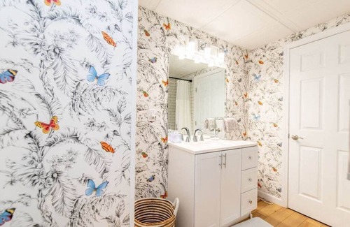 Old North End Apartment | Cool and Comfy Private Apt near Downtown!