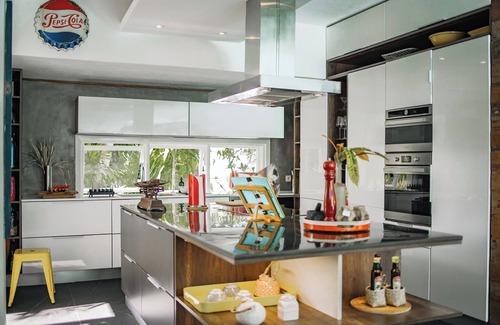 La Mivoie Villa | Cool and unique designer 3-bedroom villa with fabulous pool in Black River