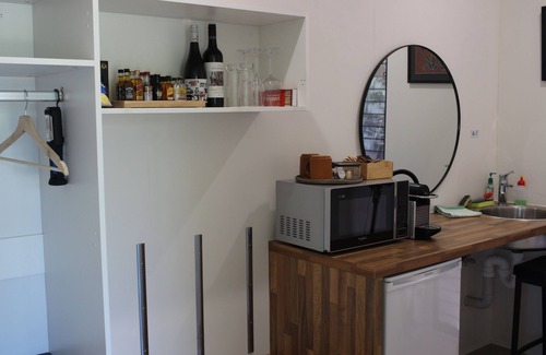 Hindmarsh Valley Cabin | Coolibah Luxury Retreat at Softfoot Alpaca Farm in Victor Harbor