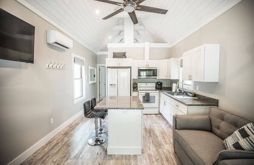 Mountain Home House | Coop's Coop: A newly renovated studio cottage