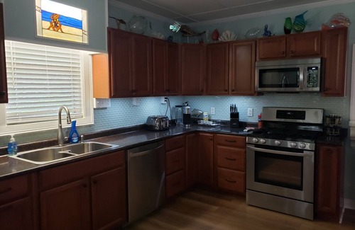 Folly Beach Apartment | Cooper Flats-Upstairs - 2 blocks to the Beach & to Downtown FB, Extraordinary!