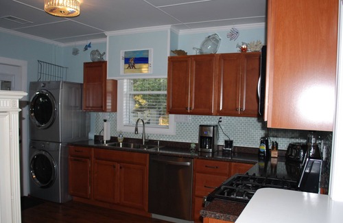 Folly Beach Apartment | Cooper Flats-Upstairs - 2 blocks to the Beach & to Downtown FB, Extraordinary!