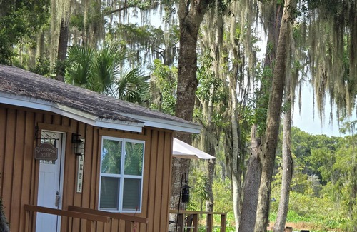 Cross Creek House | Cooper's Creekside in Cross Creek is located right on the creek with boat access