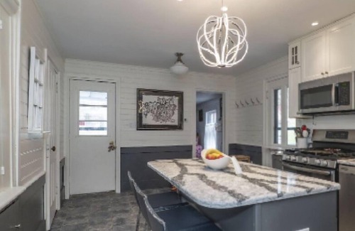 Richfield Springs House | Cooperstown Baseball 13mi—Glimmerglass only 7mi—Gorgeous House—4BR—Cent A/C—Yard