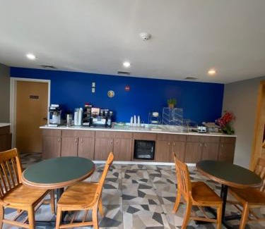 Lancaster Hotel | Coos Motor Inn