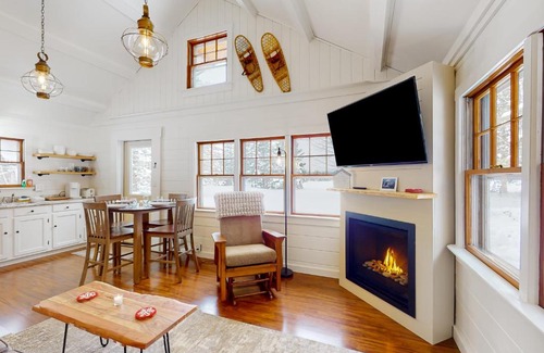 Stratton House | Coplin Cabin