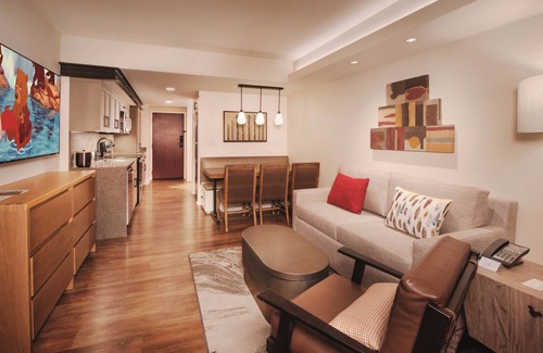 Bay Lake Resort | Copper Creek Villas & Cabins at Disney's Wilderness Lodge