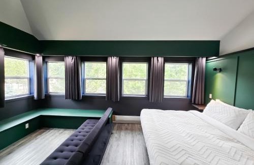 East Kootenay Bed & Breakfast | Copper Rose Retreat B&B