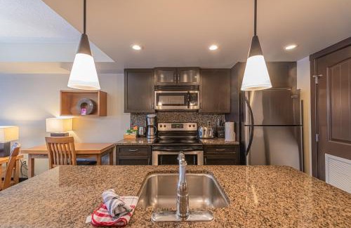 Copperstone Resort Apartment | Copperstone Resort - Mountain View 2 Bedroom Condo