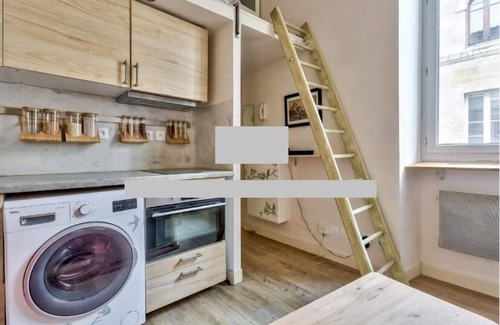 Bassins a Flot Apartment | Coquet Studio Pierre à Bordeaux Proche Tram-quais, Cité du Vin-commerces-garonne