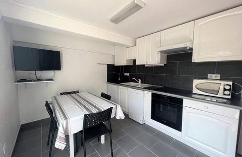 Cambo-les-Bains Apartment | Coquet T1 Bis avec Terrasse en Rez-de-Jardin, Cambo-les-Bains - FR-1-495-91
