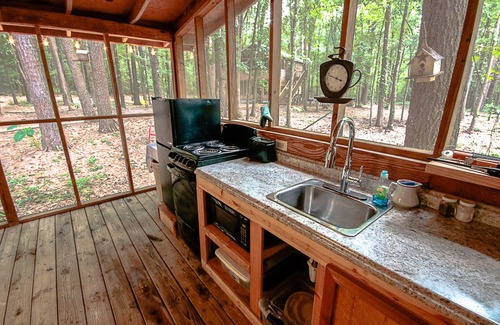 Tyler Cabin | Cora's Cabins