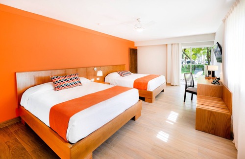 Villas Del Mar Resort | Coral Costa Caribe Beach Resort - All Inclusive