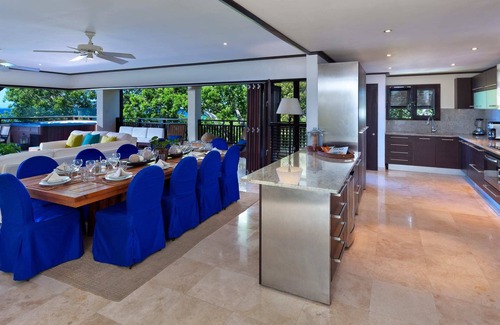 Old Trees Bay Apartment | Coral Cove 15 in Paynes Bay by Personal Villas - Alluring Beach View