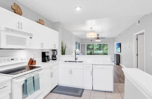 Ole Condo | Coral Falls Lely-2bed-2bath South Naples-1st Floor