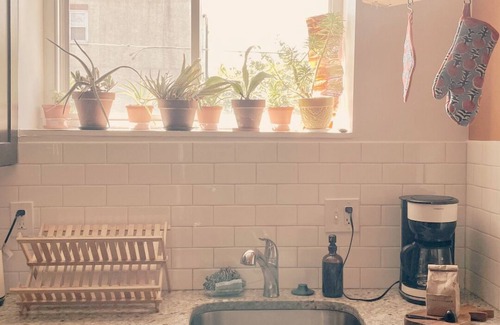 Fishtown Apartment | Coralxscape: curated 2 bedroom in Philly near everything!