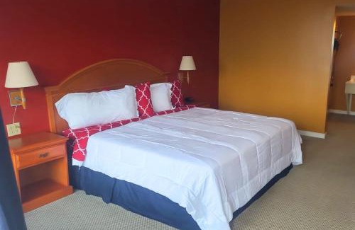 Milton Hotel | Coratel Inn and Suites By Jasper Anthony