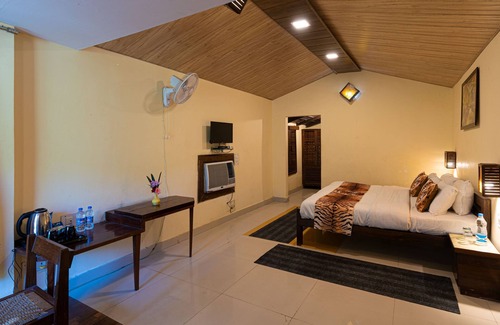 Dhikuli Hotel | Corbett Wild Resort - A River Access Property