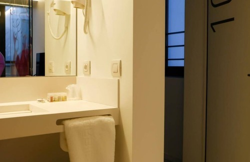 Lommel Hotel | Corbie Lommel Ring
