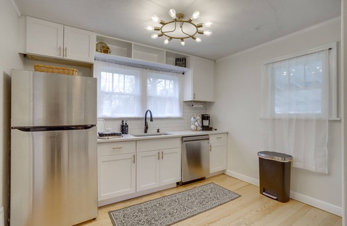 Wooded Estates House | ‘Corby Claddagh House’ ~ 1 Mi to Notre Dame!