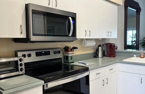 Palmer Ranch Condo | Corner 2-bed/2-bath Unit #926, in the Stoneybrook Golf and Country Club