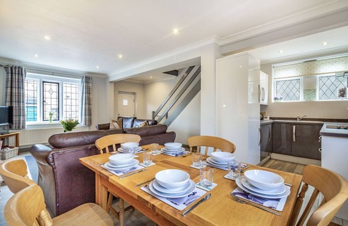 Bakewell Cottage | Corner Cottage