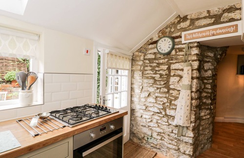 Malmesbury Cottage | Corner Cottage