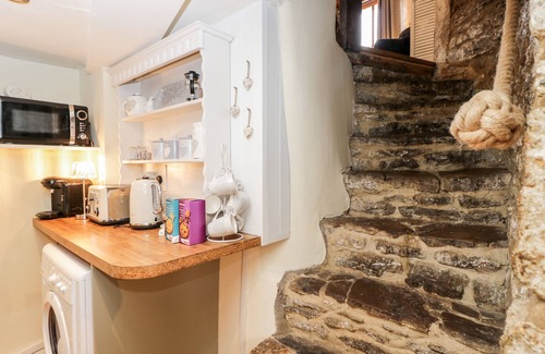 Malmesbury Cottage | Corner Cottage