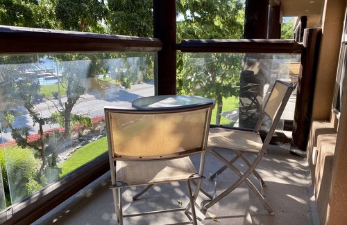 Okanagan-Similkameen House | Corner lakefront townhouse, perfect for Snowbirds, golfing, & wine touring