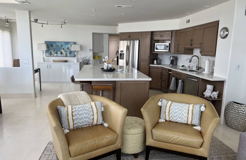 La Jolla Shores Condo | Corner Penthouse overlooking La Jolla Shores