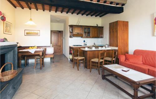 Pomarance Apartment | Corneto 4