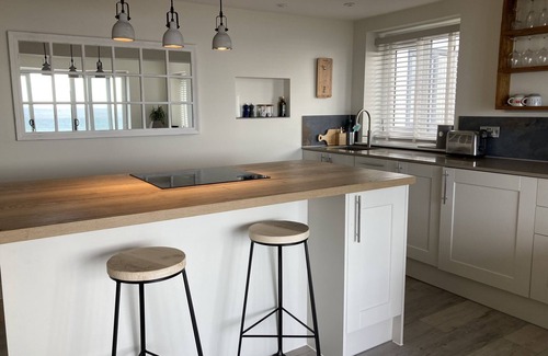 Downderry Apartment | Cornish apartment with stunning sea views close to the beach