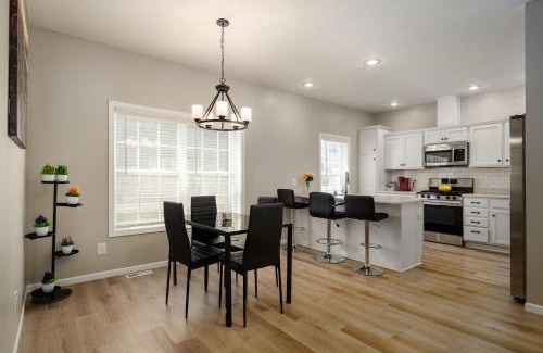 Oak Creek House | Corporate Housing by MGM