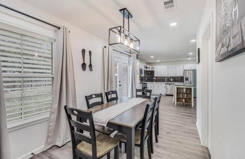 Bay Area House | Corpus Christi Charm