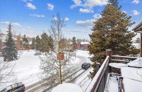 Warrior's Mark Apartment | Corral 309W condo