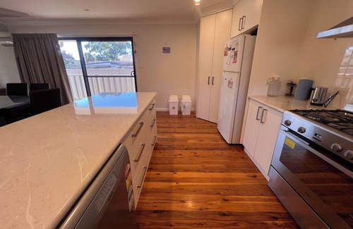 Stockinbingal Cottage | Corrugated Cottage at Stockinbingaln