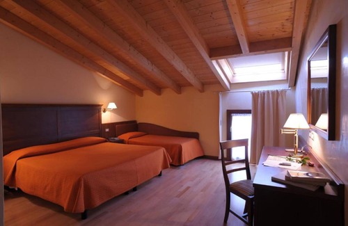 Nogarole Rocca House | Corte Castelletto