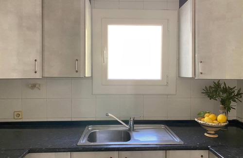 Vidreres Villa | Costa Brava. House for 24. Private pool, BBQ and garden.
