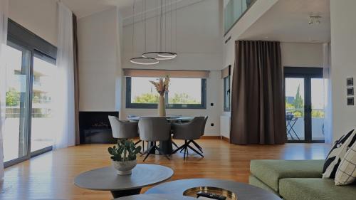 Voula Apartment | Costa Voula Private Pool Penthouse by the Beach