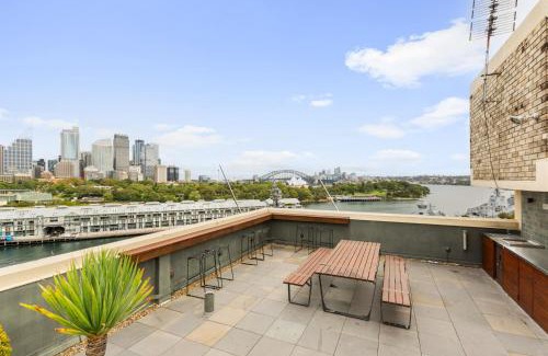 Potts Point Apartment | Cosy 1-Bed with Swimming Pool Facing Opera House