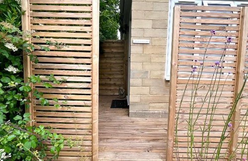 Newton St Loe Apartment | Cosy 1 BR, 10min drive to Bath centre,Free parking