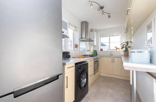 Montpellier Apartment | Cosy 2-Bed Apartment in Tivoli