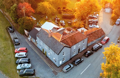 Homersfield Apartment | Cosy 2-bed apartment near Haleston.nPet-Friendly!