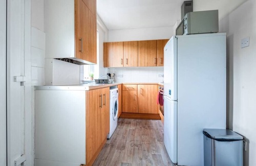 Motherwell House | Cosy 2 bed house in Motherwell