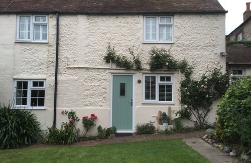 Rottingdean Cottage | Cosy 2-bedroom cottage in seaside village close to Brighton