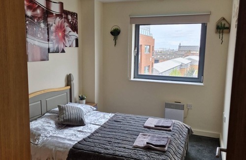 Vauxhall Apartment | Cosy 2BR Flat| City Views| 4mn World Museum